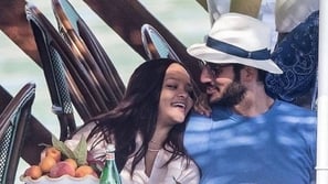     Leaked romantic images of Rihanna's holidays and the beautiful beautiful secret in Italy