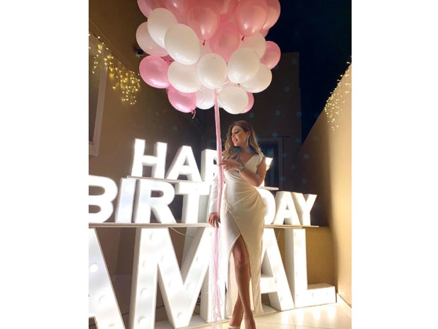 Amal Al-Awadhi celebrates her birthday with a feminine look 